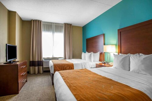Внешний вид отеля Comfort Suites Chicago O'Hare Airport в Парке Шиллере, фото 4