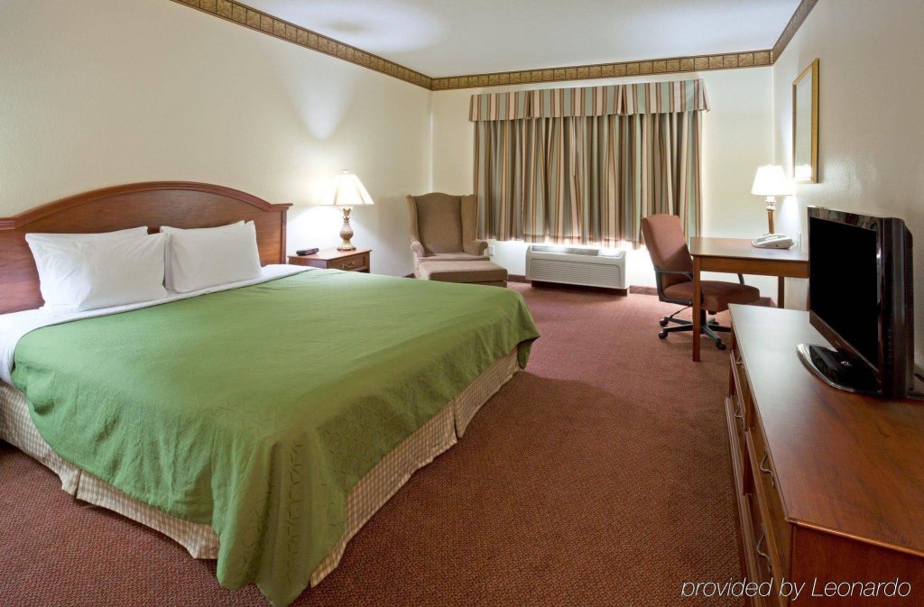 Фото Country Inn & Suites by Radisson, Coralville, Ia