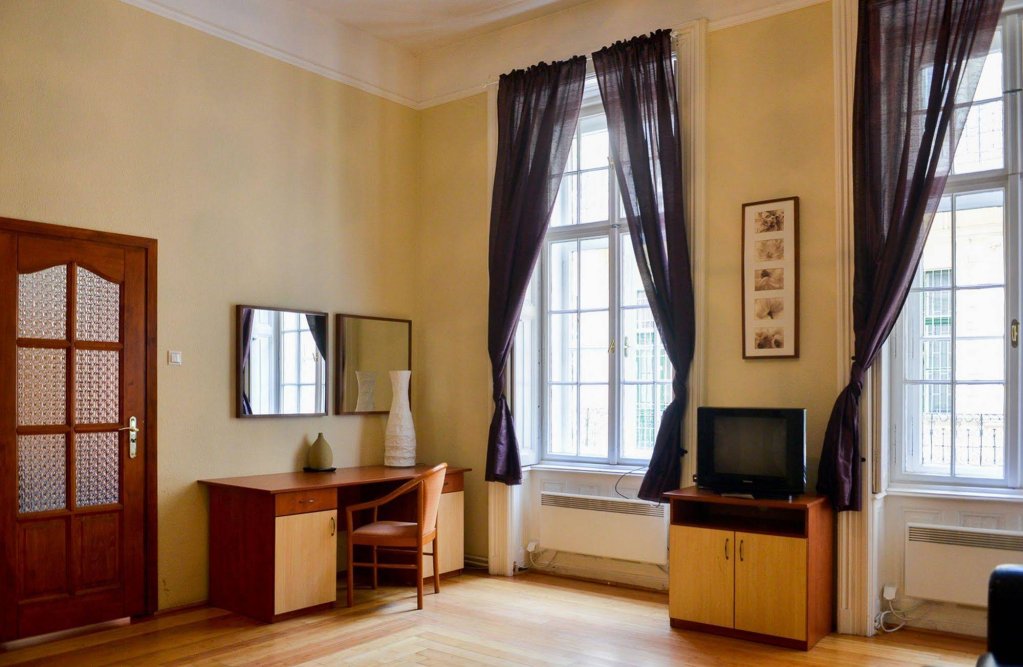 Фото Karma Boutique Apartments