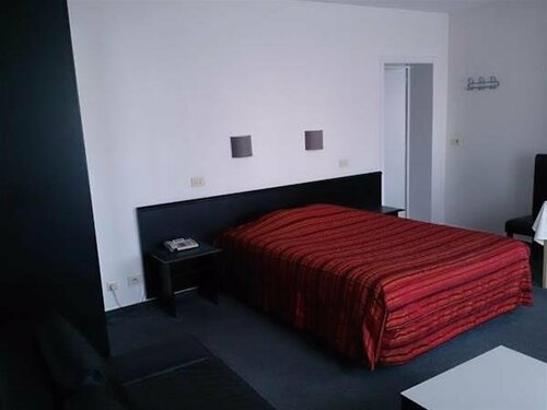 Гостиница Hotel Adoma в Генте