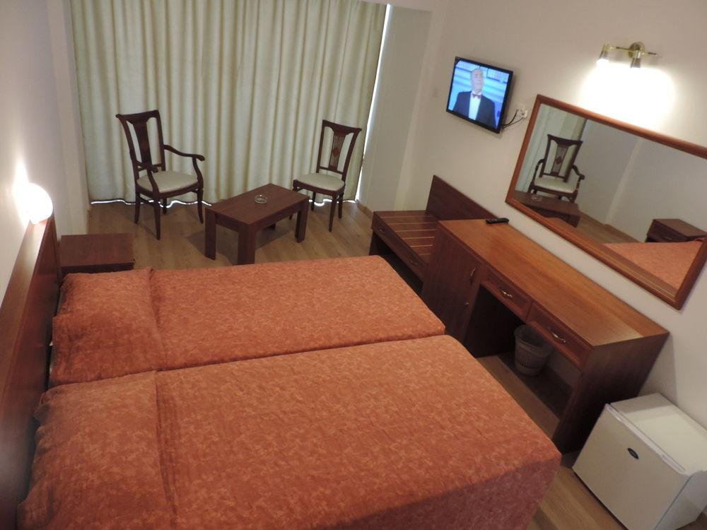 Фото Corfu Hotel