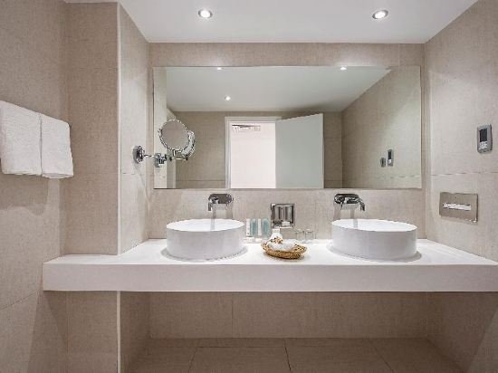 Фото Grecian Sands Hotel