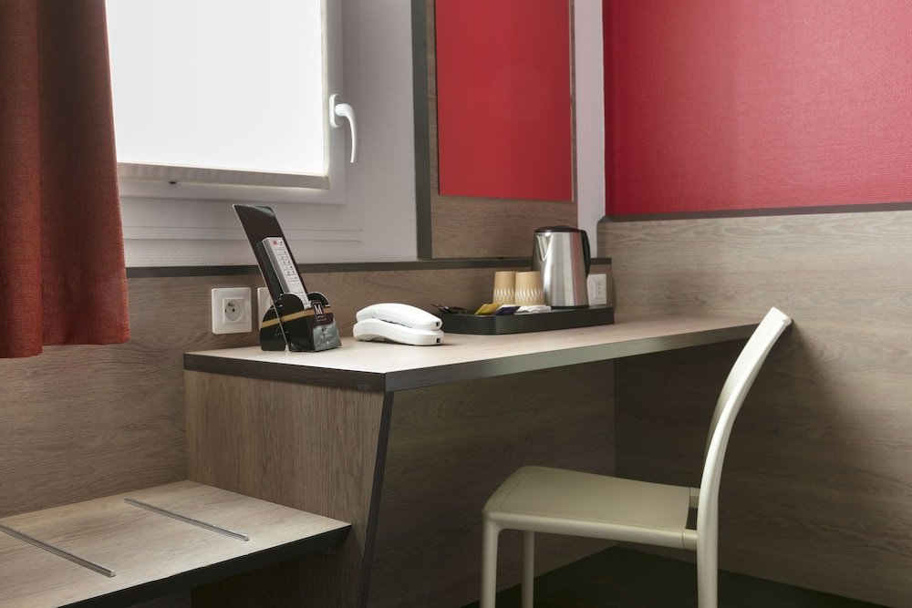 Фото Hôtel Clermont Estaing