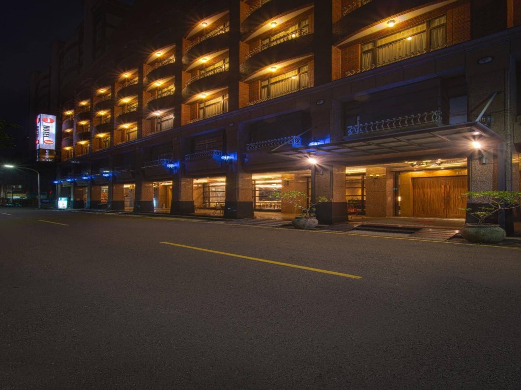 Фото Hotel j Metropolis