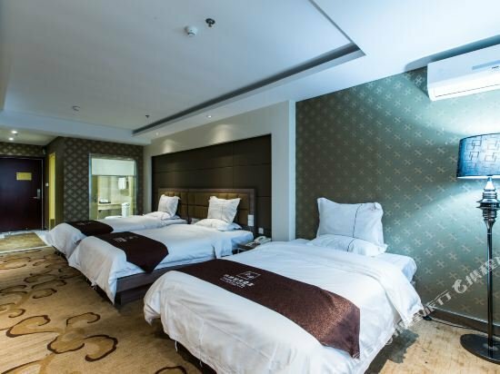 Hotel Weihai Huakun Hotel, Weihai, photo