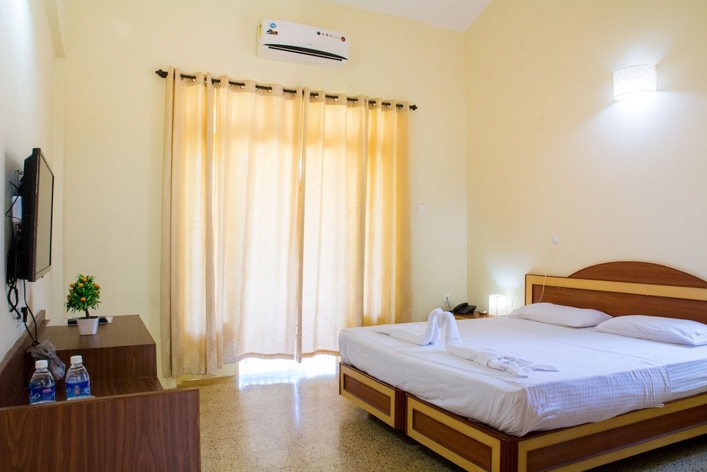 Фото Carina Beach Resort