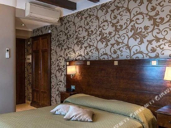 Фото Hotel Ambra