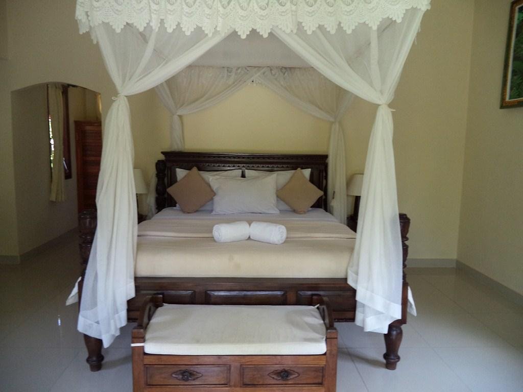 Фото Arya Amed Beach Resort and Dive Center