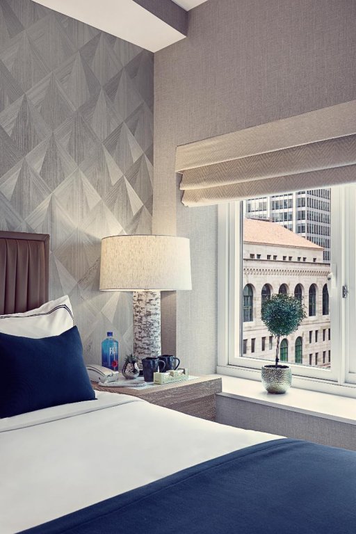 Фото The Artezen Hotel