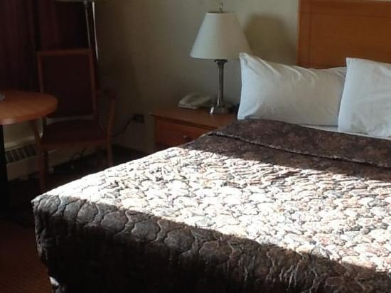 Фото Travelodge Edmonton East