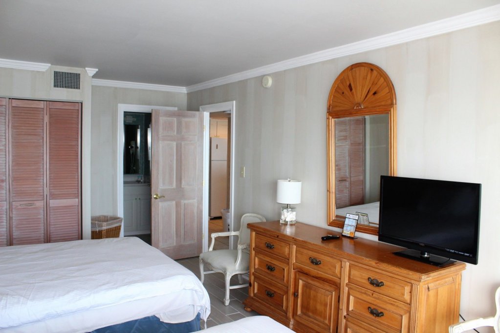 Фото Bluewater Resort