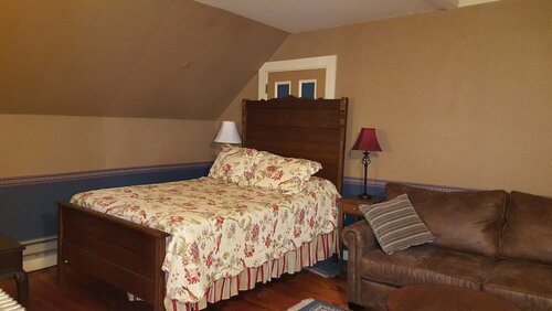 Гостиница Holidae House Bed & Breakfast