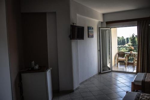 Фото Ilios Hotel