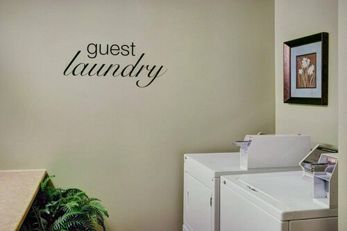 Гостиница Travelway Inn Sudbury