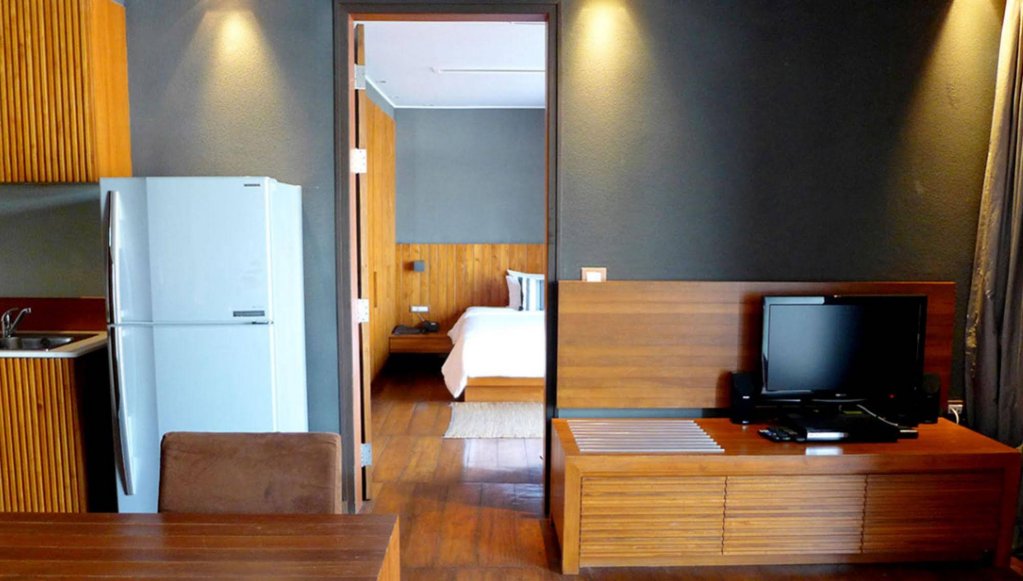 Фото LUXX Langsuan Hotel