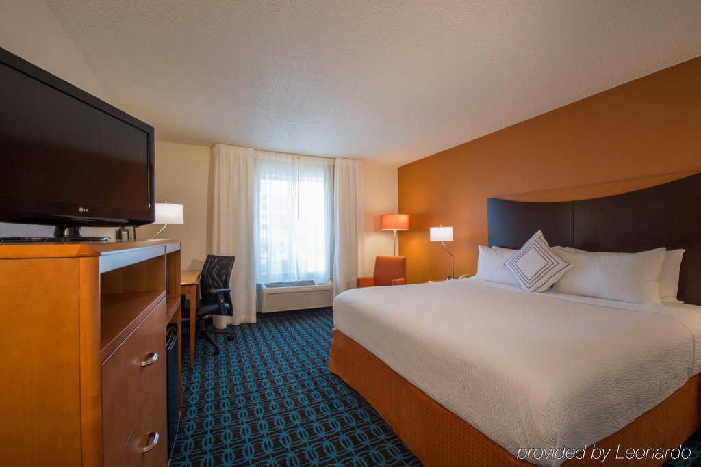 Фото Fairfield by Marriott Inn & Suites Indianapolis Northwest