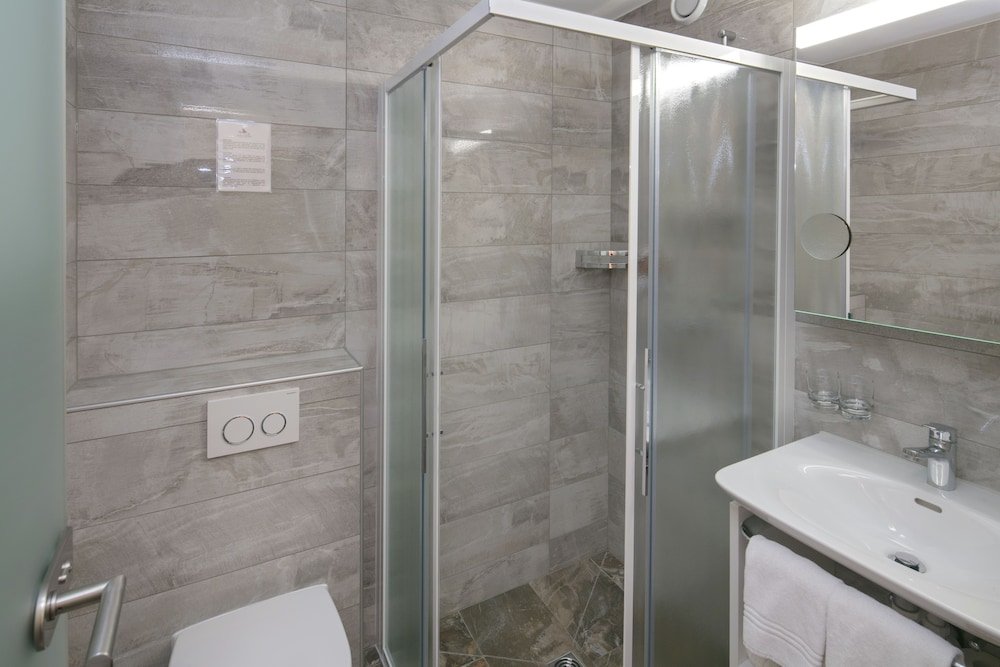 Фото Hotel Antika