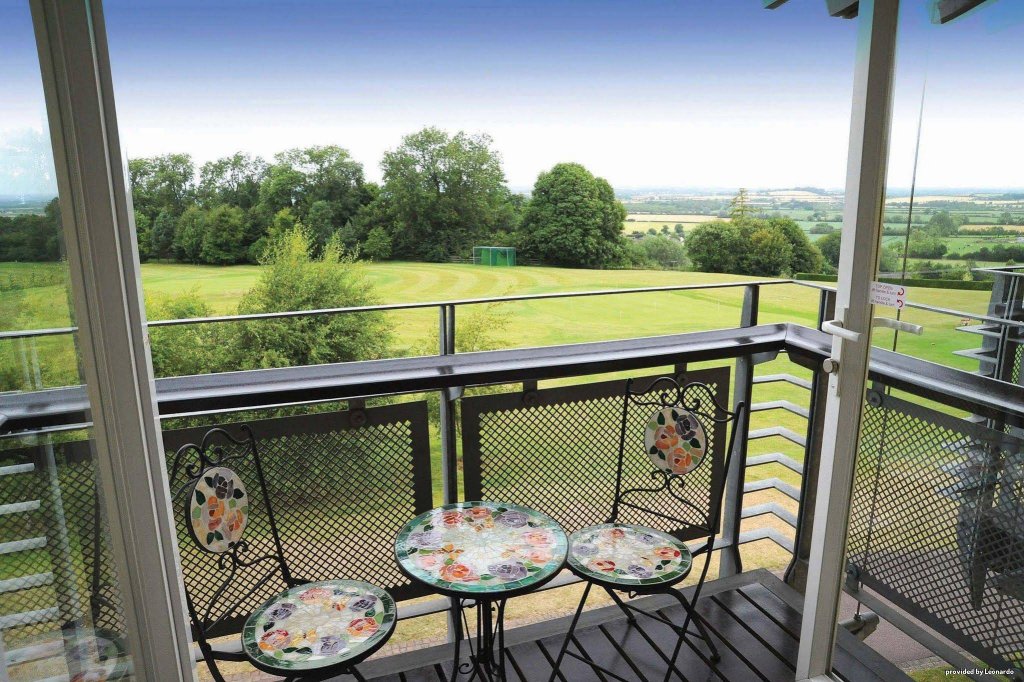 Фото Swindon Blunsdon House Hotel, Bw Premier Collection