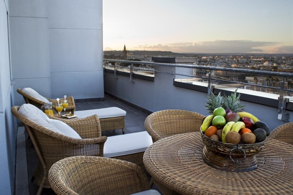 Фото Hotel Sevilla Center