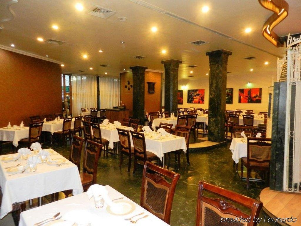 Фото Amarpreet Hotel