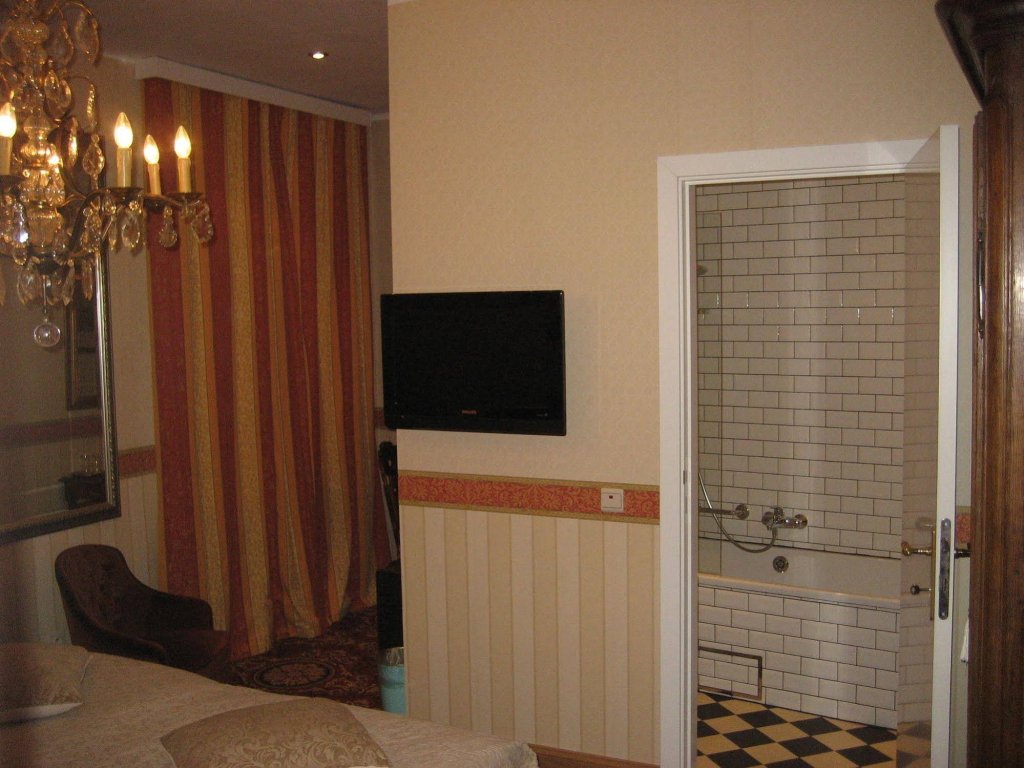 Фото Avenue Hotel by F-Hotels