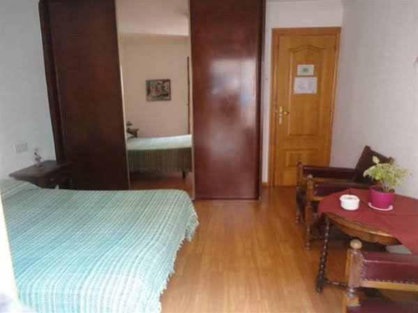 Фото Hostal El Cascabel - Hostel