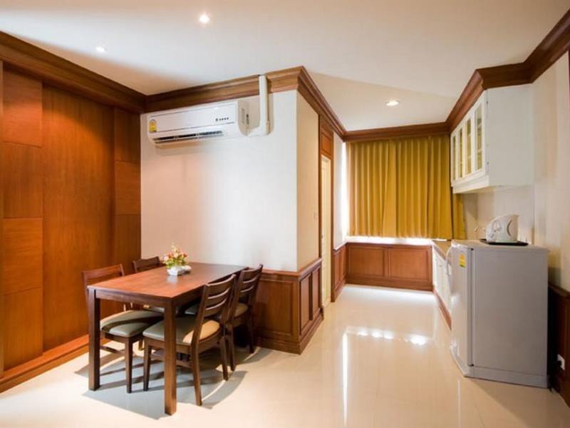 Фото Convenient Park Bangkok