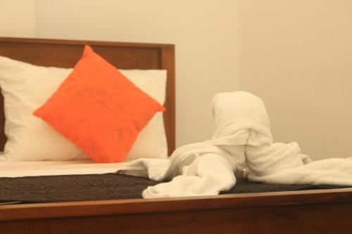 Фото Hotel Crown Plaza Katunayake