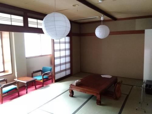 Фото Iwamuro Slow Hostel