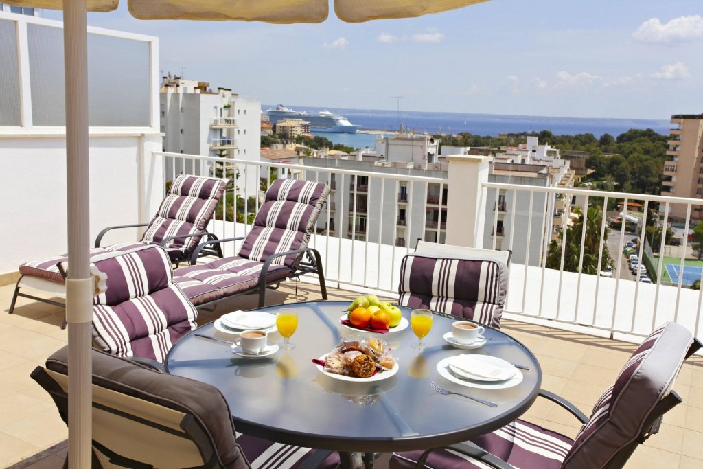 Фото Hotel Joan Miró Museum