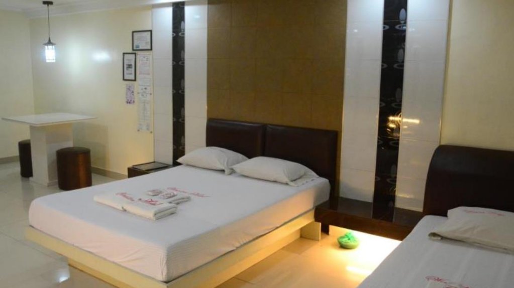 Фото New Winston Hotel
