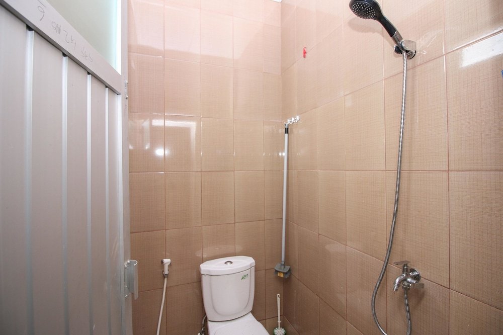 Фото Oyo 247 Wisma Merdeka Syariah