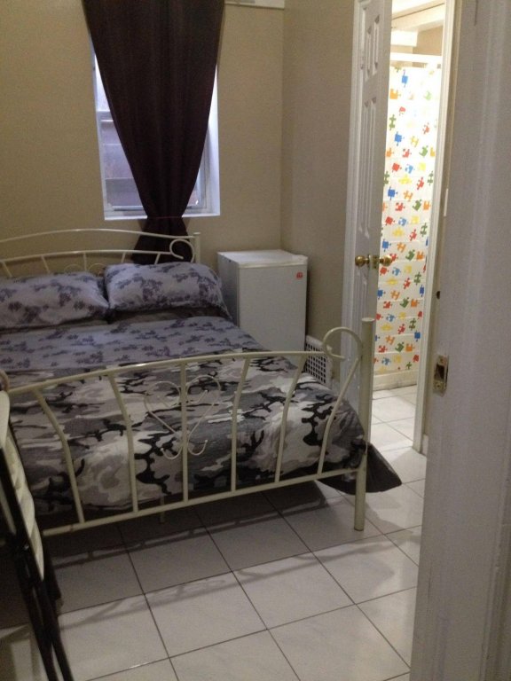 Фото Toronto Travellers Home