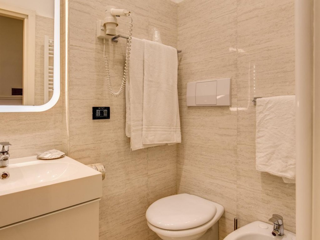 Фото Hotel Martini