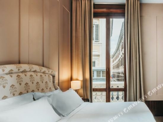 Фото Singer Palace Hotel