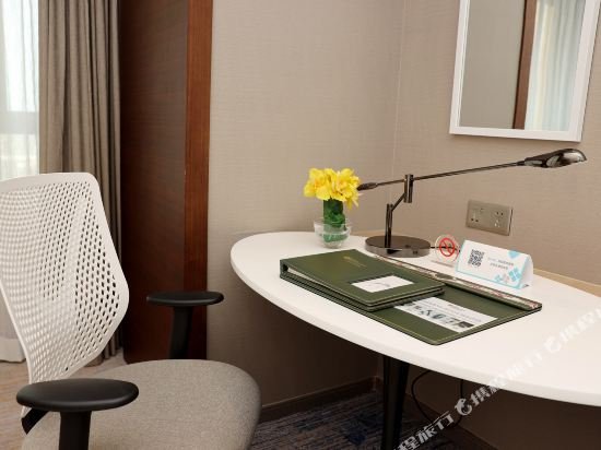 Фото Hilton Garden Inn Zhongshan Guzhen