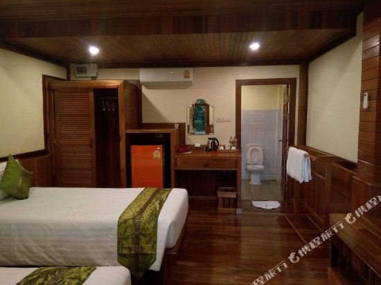 Фото Sangsawan Palace Khaolak Resort