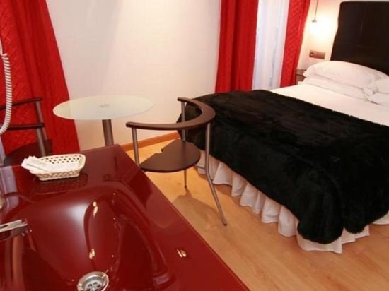 Фото Hostal Santo Domingo