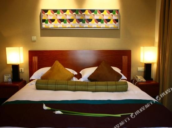 Фото Broadway Mansions Hotel