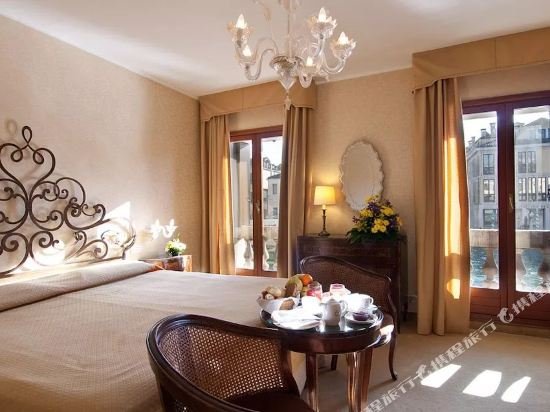 Фото Continental Venice Hotel