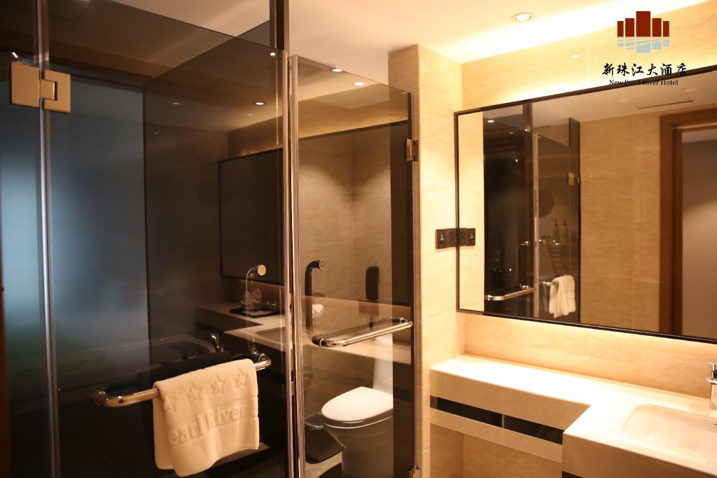 Фото New Pearl River Hotel