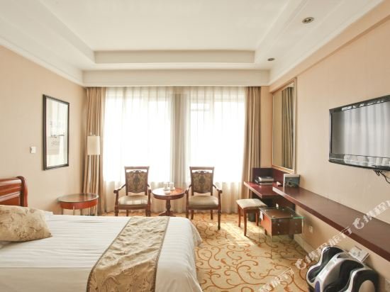 Фото Dalian Great Wall Hotel