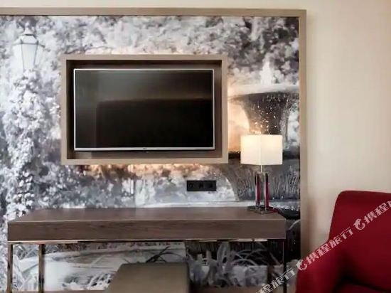 Фото Radisson Blu Badischer Hof Hotel, Baden-Baden