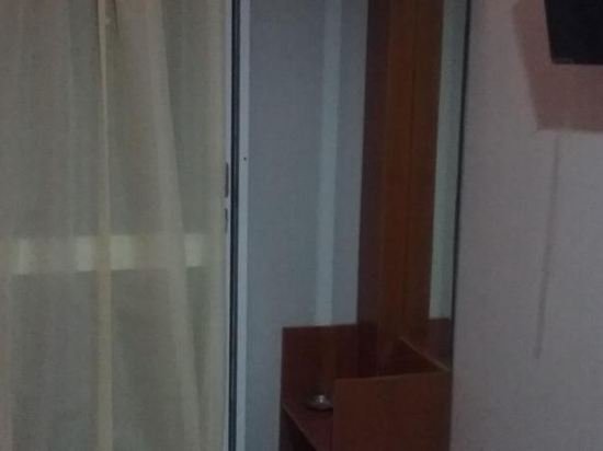 Фото Budi House & Food Station