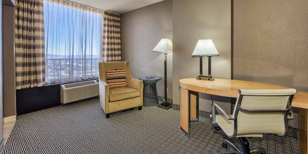 Фото Plaza Hotel and Casino - Las Vegas