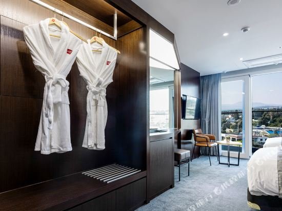 Фото Co-op City Hotel Harborview