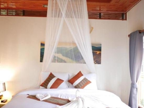 Фото The Ford Sunset Beach Resort