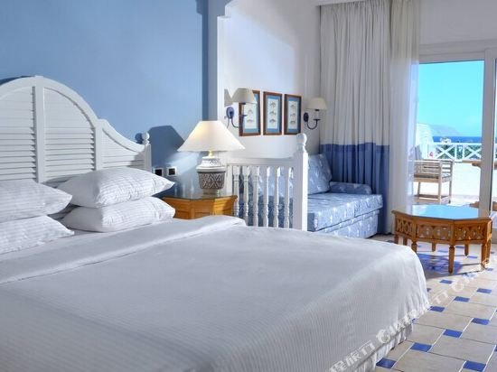 Фото Sheraton Sharm Hotel, Resort, Villas & Spa