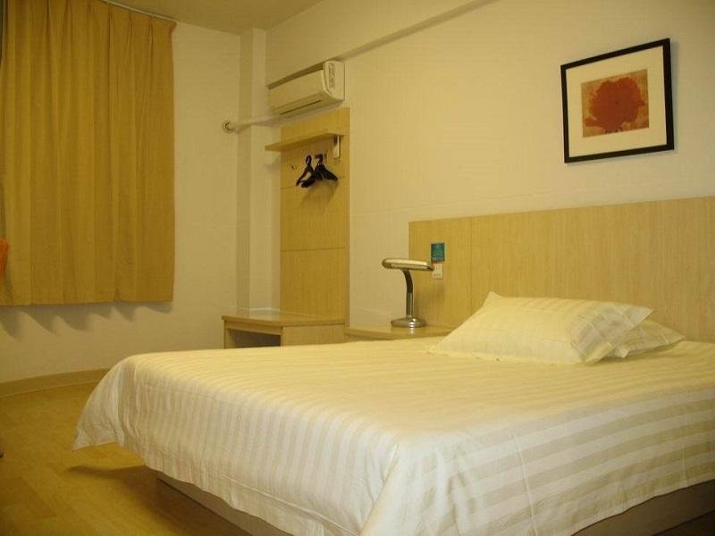 Фото Jinjiang Inn Shanghai Jiading Chengzhong Road