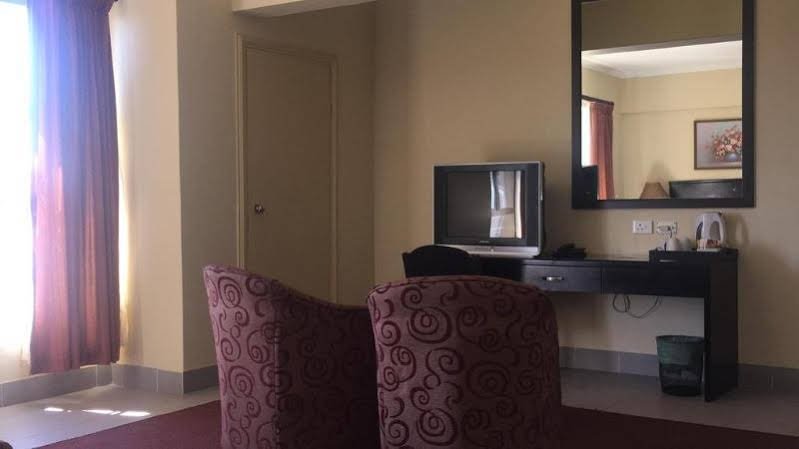 Фото Grange Gardens Hotel